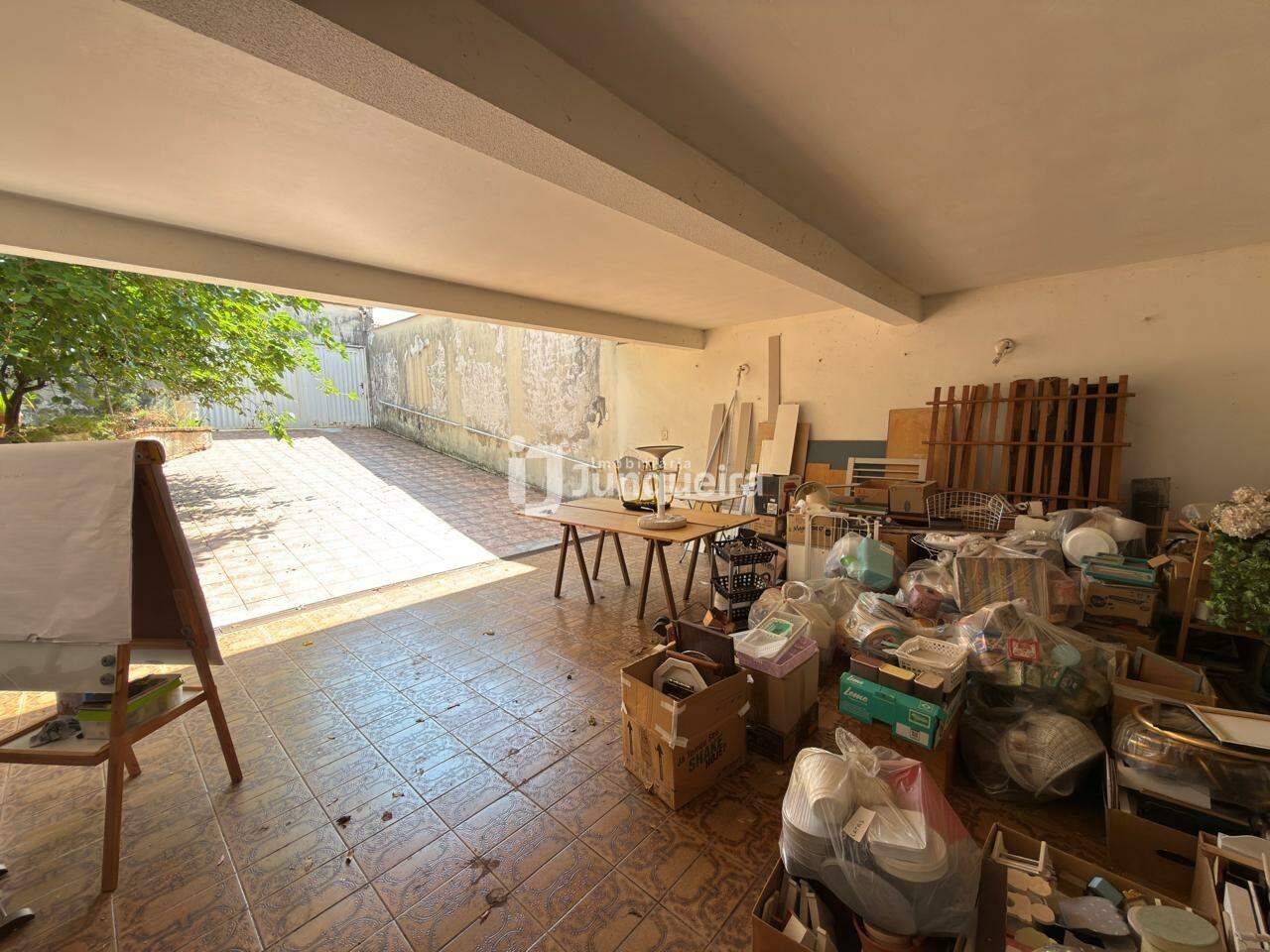 Casa à venda, 5 quartos, sendo 4 suítes, 4 vagas, no bairro Nova Piracicaba em Piracicaba - SP