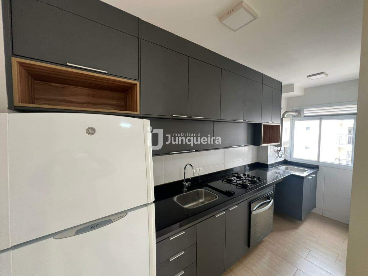 Apartamento para alugar no Residencial Por do Sol, 2 quartos, sendo 1 suíte, 2 vagas, no bairro Morumbi em Piracicaba - SP