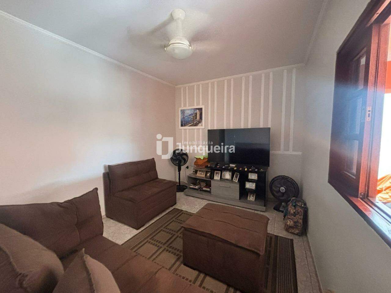 Casa à venda, 2 quartos, 2 vagas, no bairro Parque Nossa Senhora das Graças em Piracicaba - SP