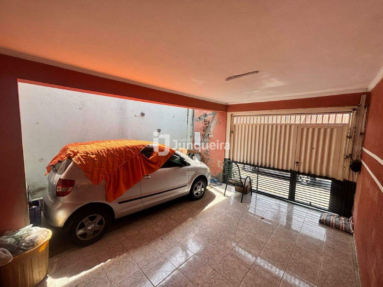 Casa à venda, 2 quartos, 2 vagas, no bairro Parque Nossa Senhora das Graças em Piracicaba - SP