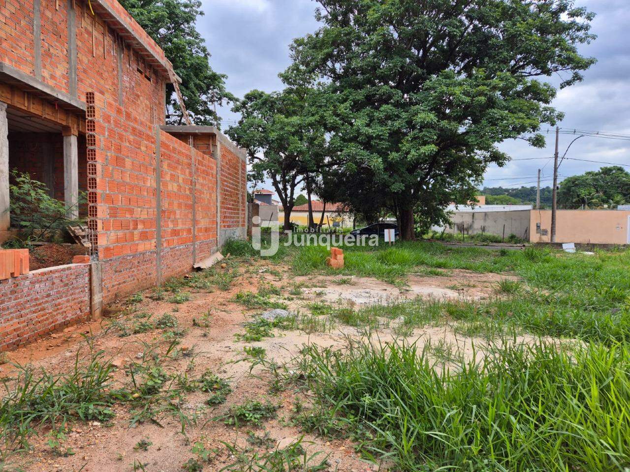 Terreno à venda, no bairro Nova Piracicaba em Piracicaba - SP