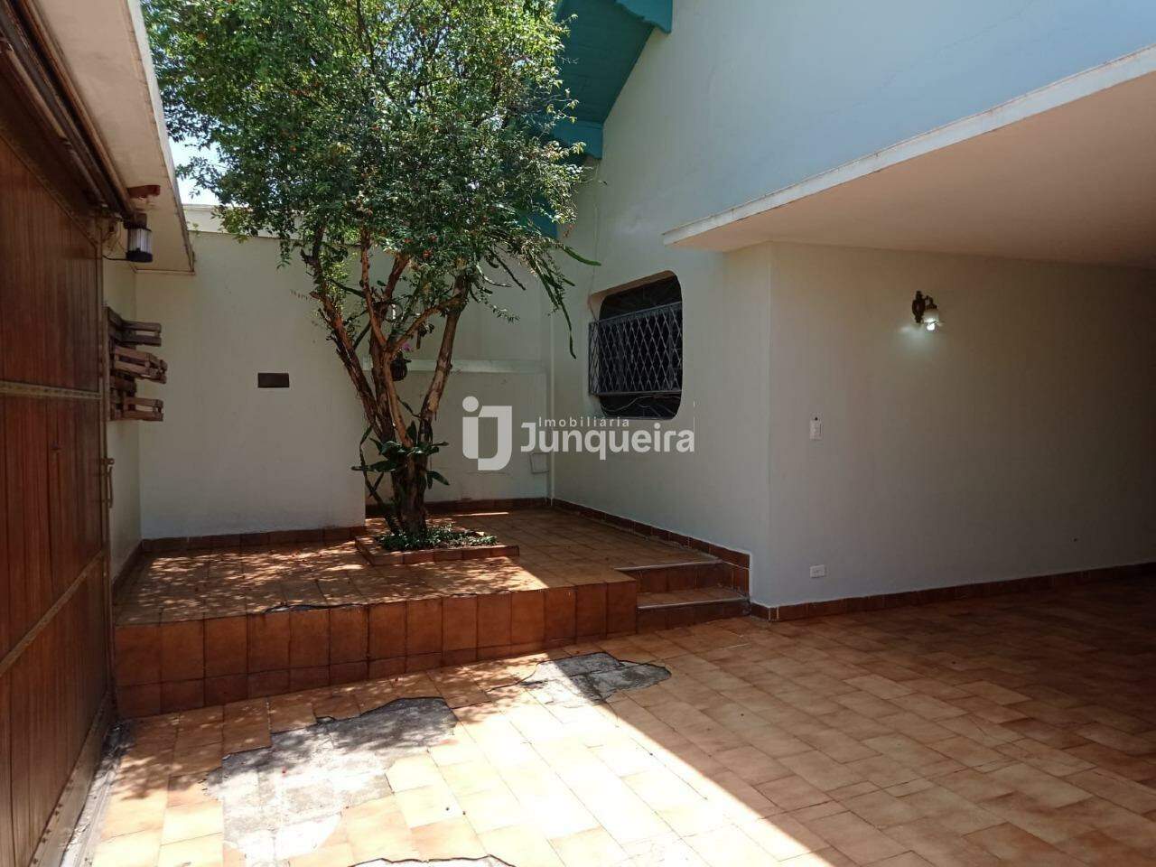 Casa à venda, 5 quartos, 4 vagas, no bairro Nova América em Piracicaba - SP