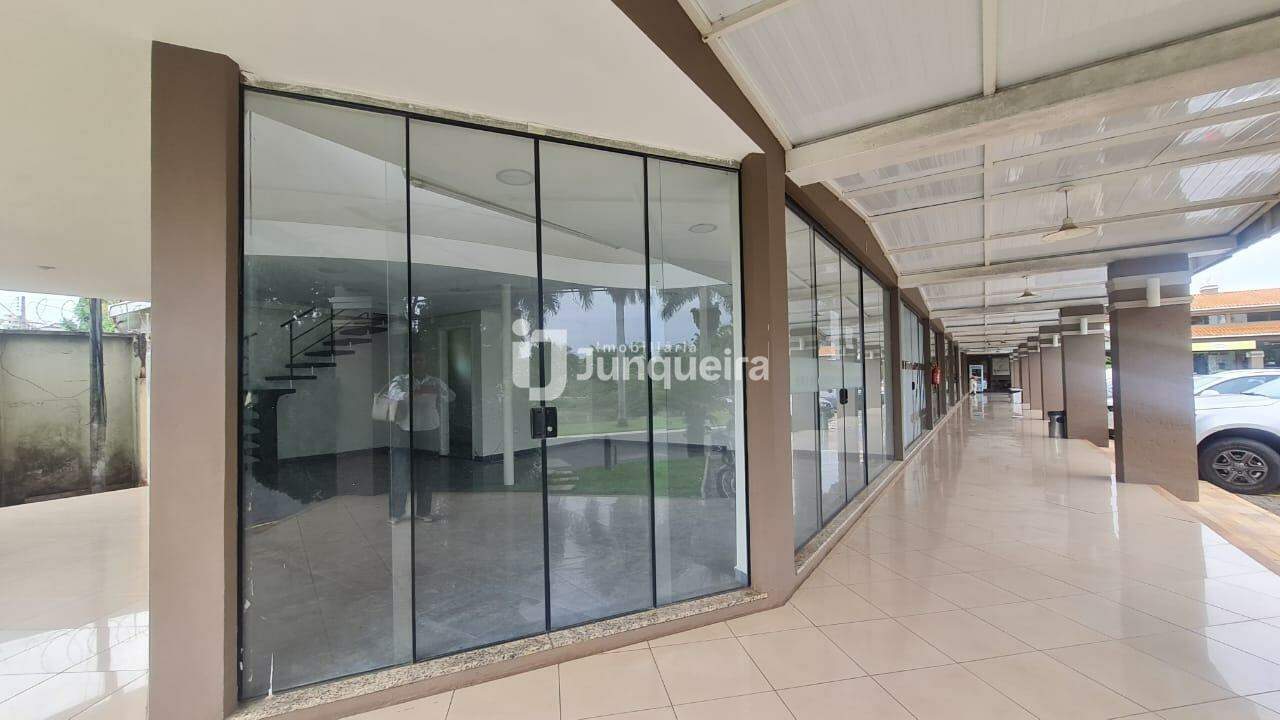 Sala Comercial para alugar, 40 vagas, no bairro Terras de Piracicaba em Piracicaba - SP