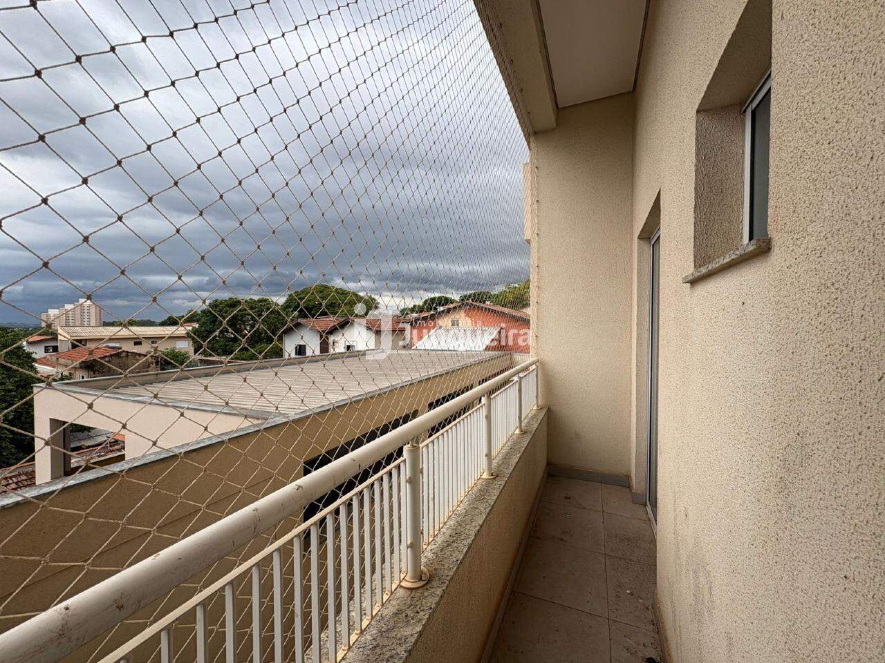 Apartamento à venda no Edifício Varandas, 3 quartos, sendo 1 suíte, 2 vagas, no bairro Nova América em Piracicaba - SP