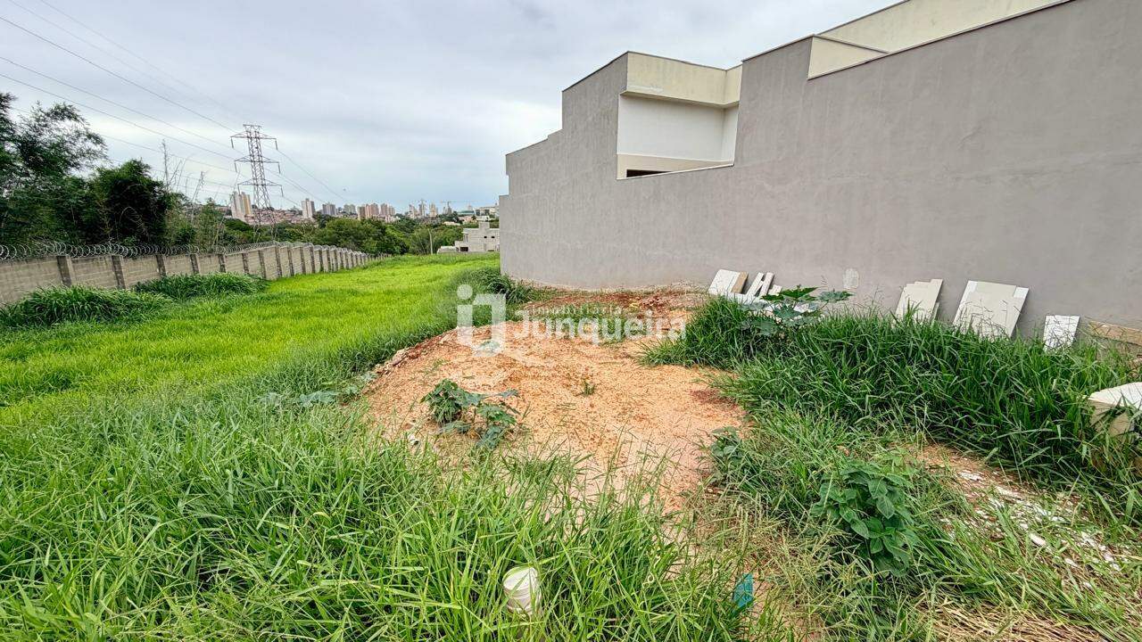 Terreno em Condomínio à venda no Terras do Sinhô III, no bairro Terras do Sinhô lll em Piracicaba - SP