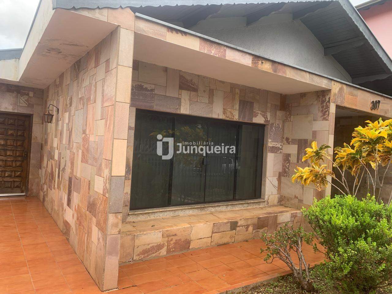 Casa à venda, 3 quartos, sendo 1 suíte, 1 vaga, no bairro São Luiz em Piracicaba - SP