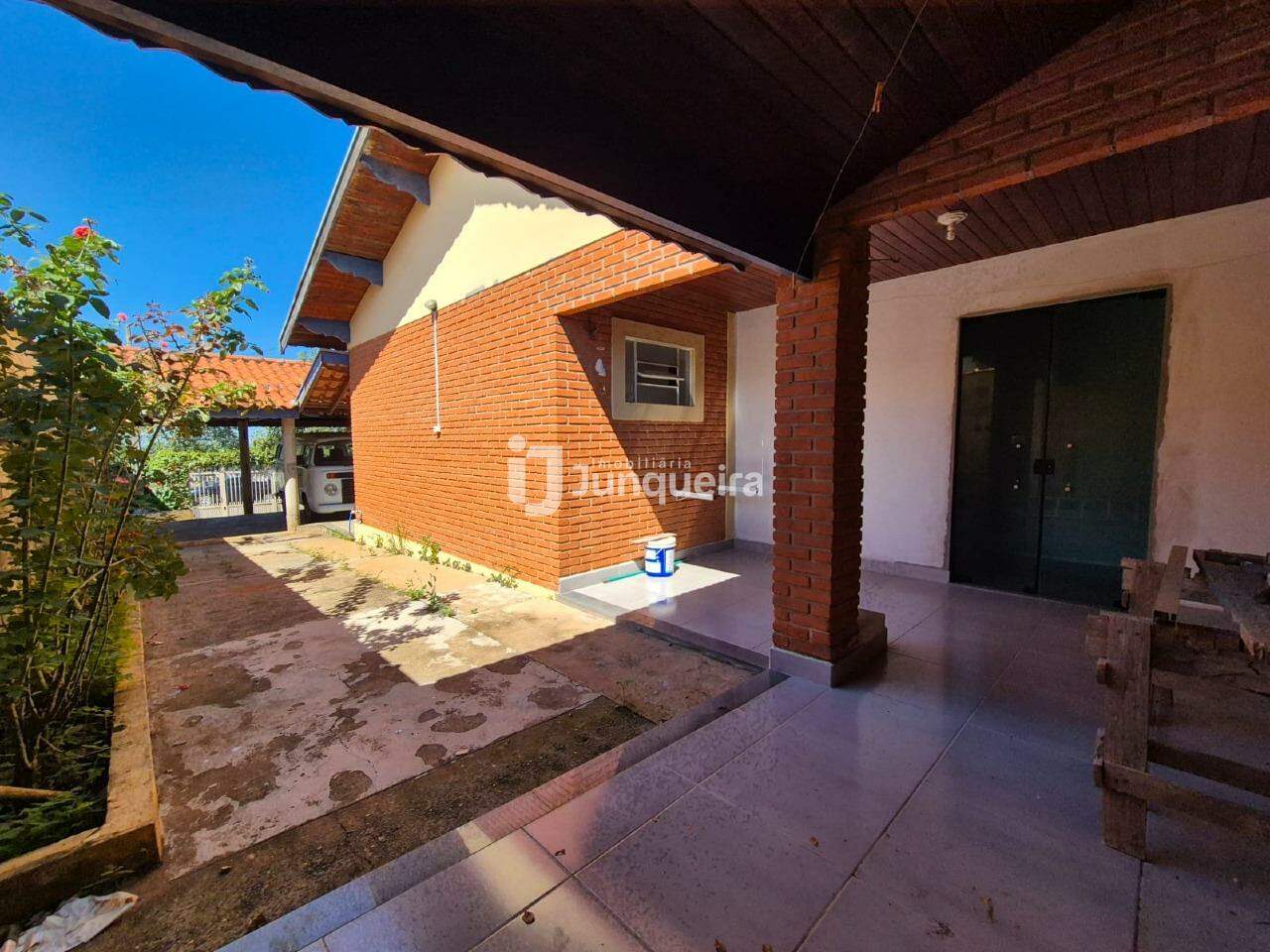 Casa à venda, no bairro Jardim São Benedito em Charqueada - SP