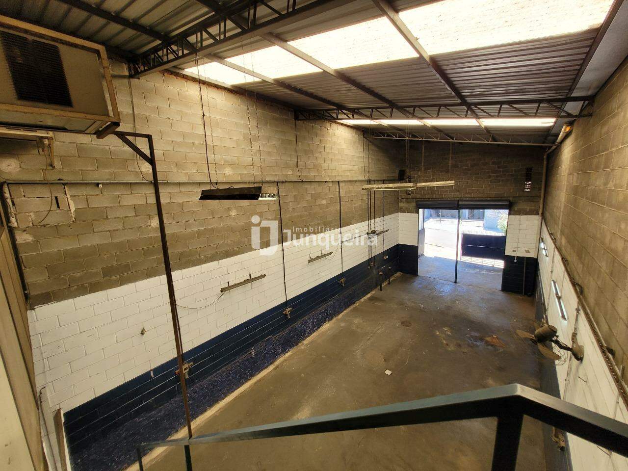 Galpão para alugar, no bairro Água Branca em Piracicaba - SP