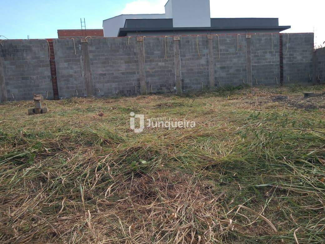 Terreno à venda, no bairro Campestre em Piracicaba - SP