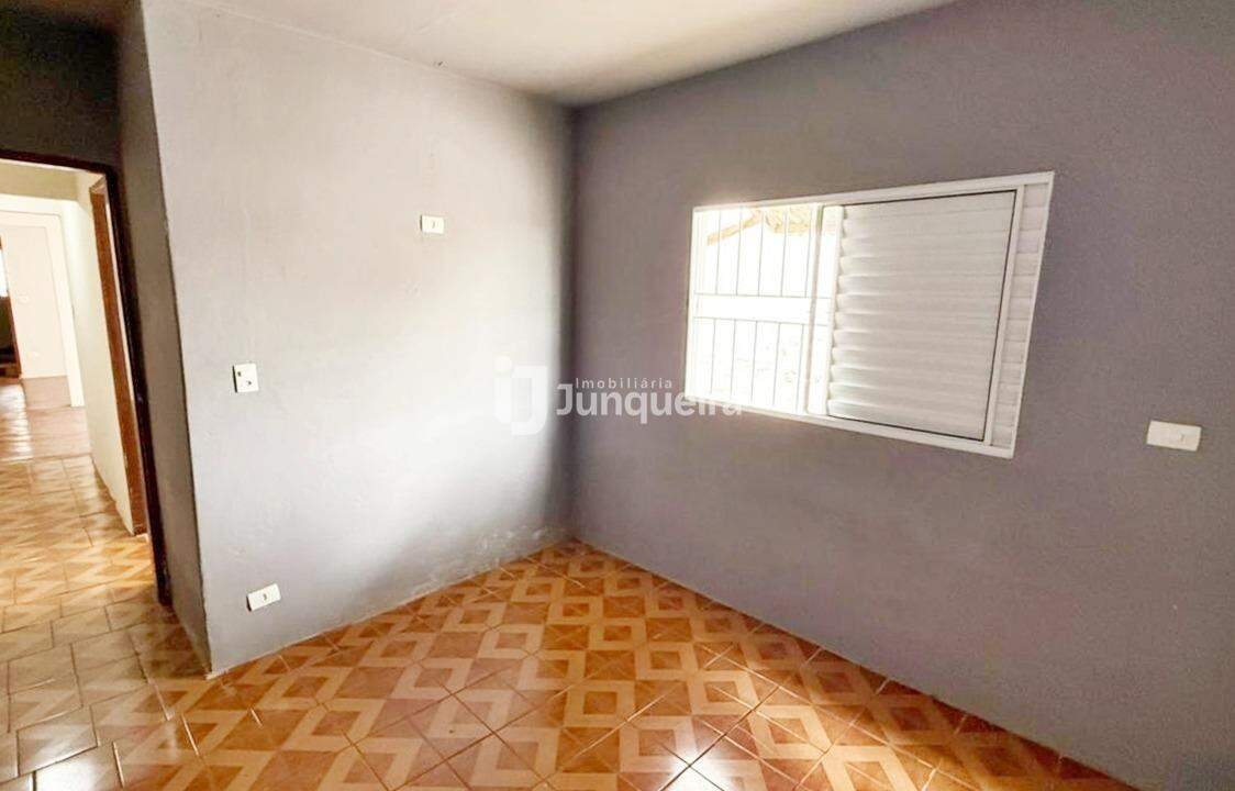 Casa à venda, 2 quartos, 1 vaga, no bairro Vila Rezende em Piracicaba - SP