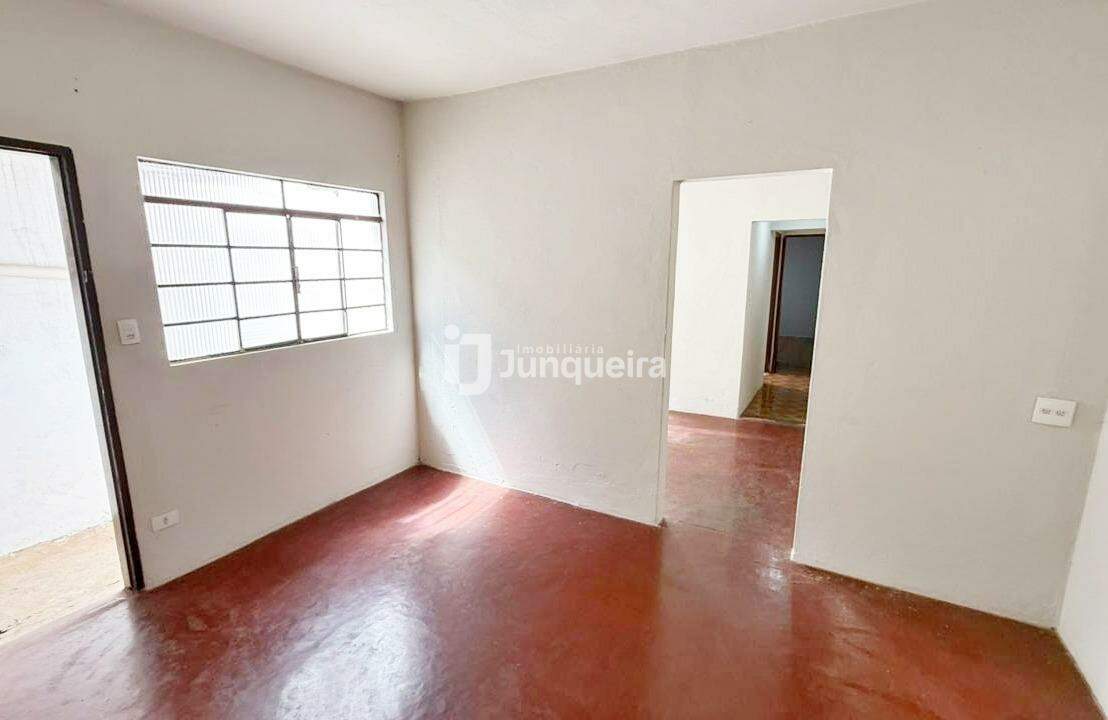Casa à venda, 2 quartos, 1 vaga, no bairro Vila Rezende em Piracicaba - SP