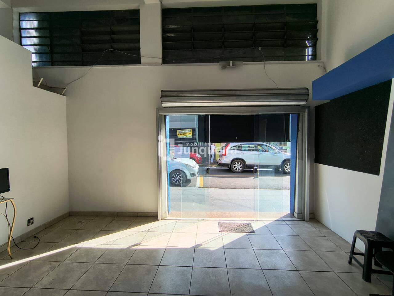 Salão para alugar, no bairro Centro (Ártemis) em Piracicaba - SP