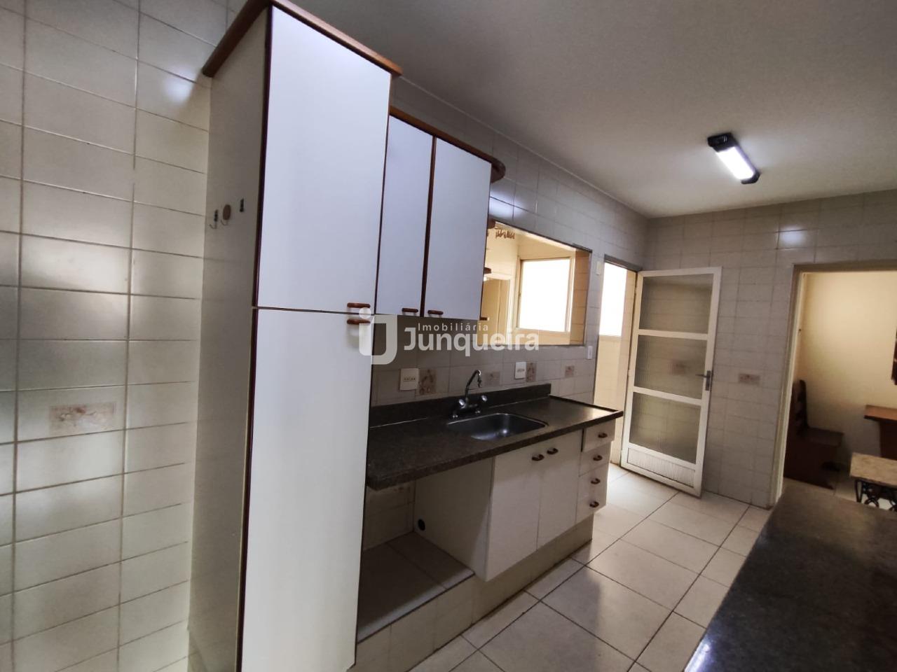 Apartamento à venda no Alferes, 3 quartos, sendo 1 suíte, no bairro Centro em Piracicaba - SP