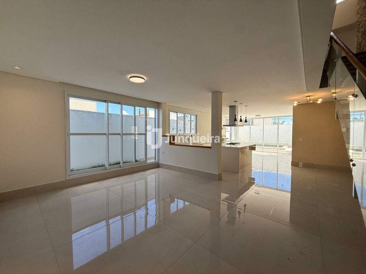 Casa em Condomínio à venda no Residencial Ágape, 3 quartos, sendo 1 suíte, 2 vagas, no bairro Residencial Ágape em Piracicaba - SP
