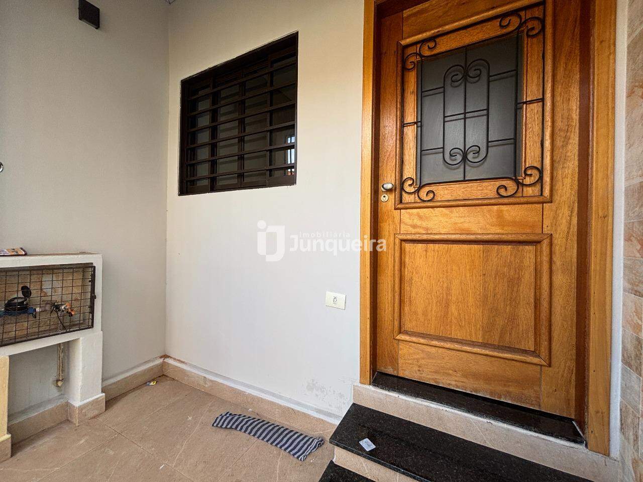 Casa à venda, 2 quartos, sendo 1 suíte, no bairro Alto em Piracicaba - SP