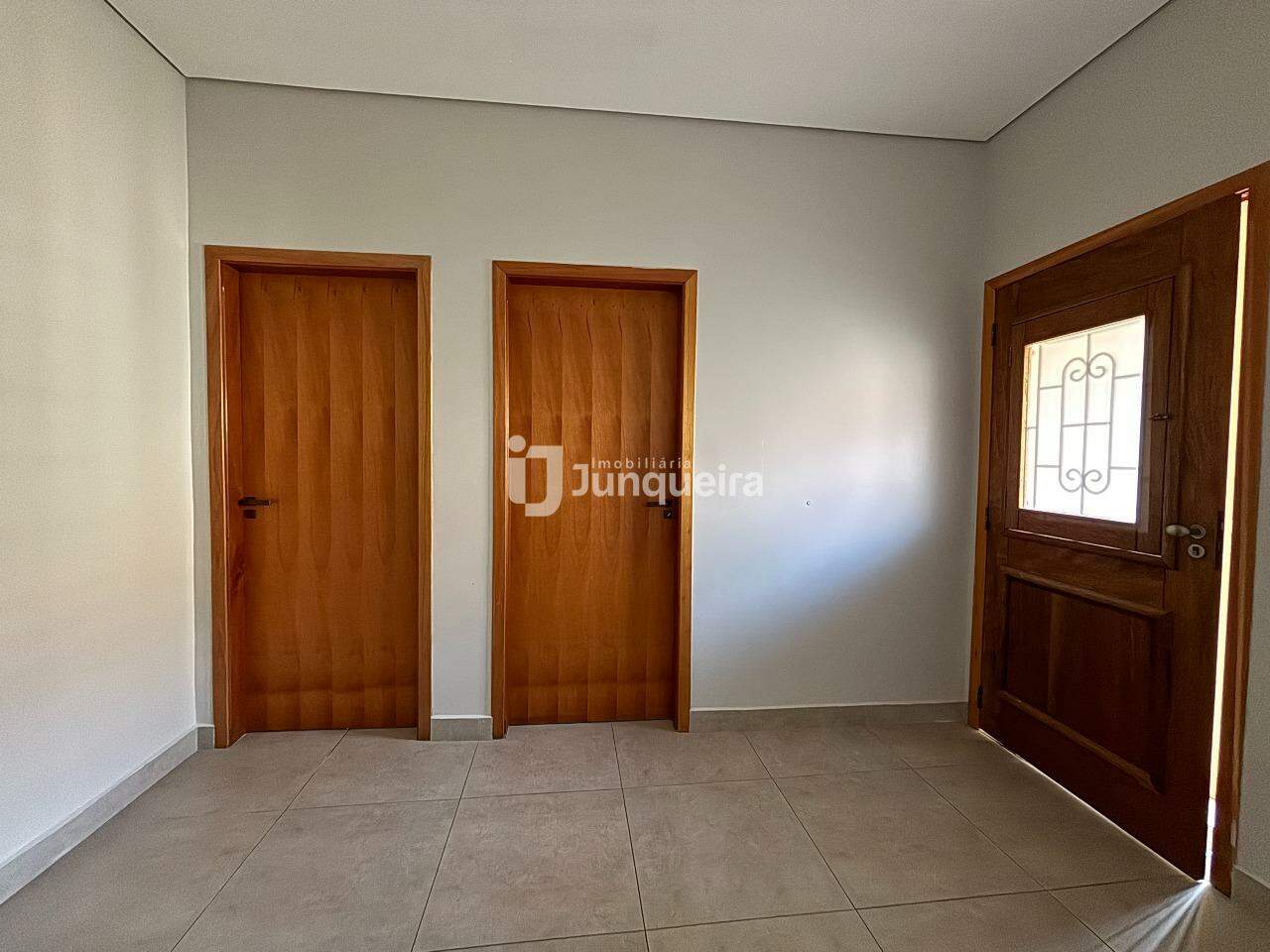 Casa à venda, 2 quartos, sendo 1 suíte, no bairro Alto em Piracicaba - SP