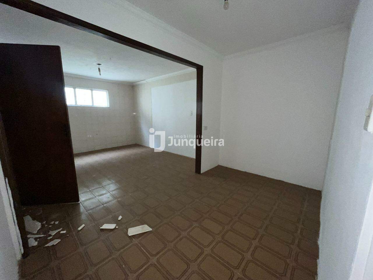 Casa à venda, 3 quartos, 2 vagas, no bairro Santa Terezinha em Piracicaba - SP