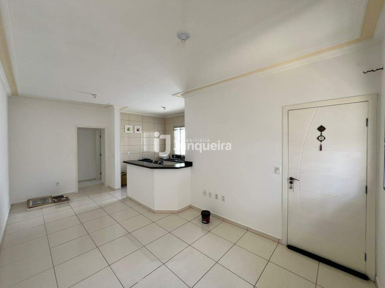 Casa para alugar, 3 quartos, sendo 1 suíte, 2 vagas, no bairro São Cristovão II em Rio das Pedras - SP