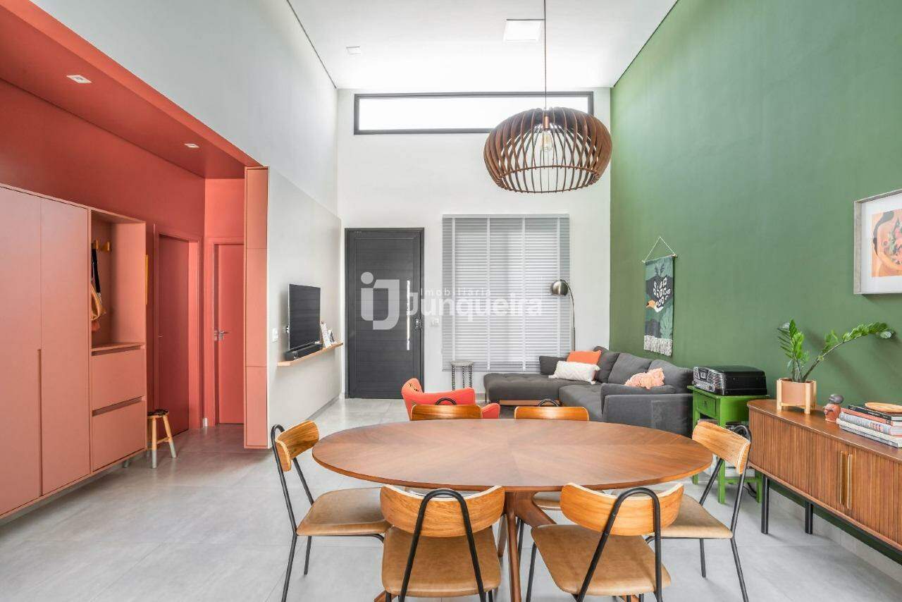 Casa em Condomínio à venda no Park Unimep Taquaral, 3 quartos, sendo 2 suítes, 4 vagas, no bairro Park Unimep Taquaral  em Piracicaba - SP