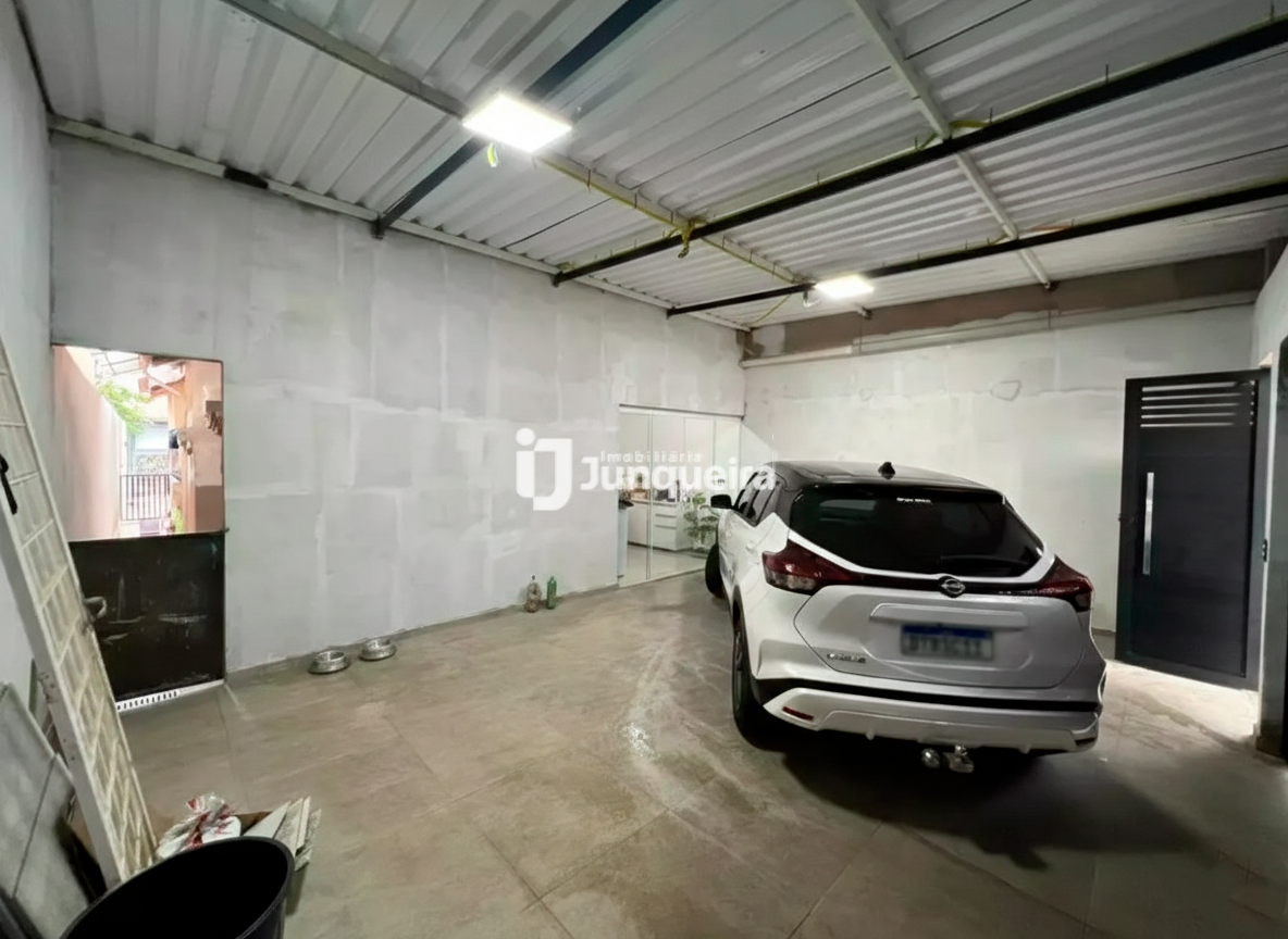 Casa para alugar, 3 quartos, sendo 1 suíte, 2 vagas, no bairro Parque Orlanda I em Piracicaba - SP