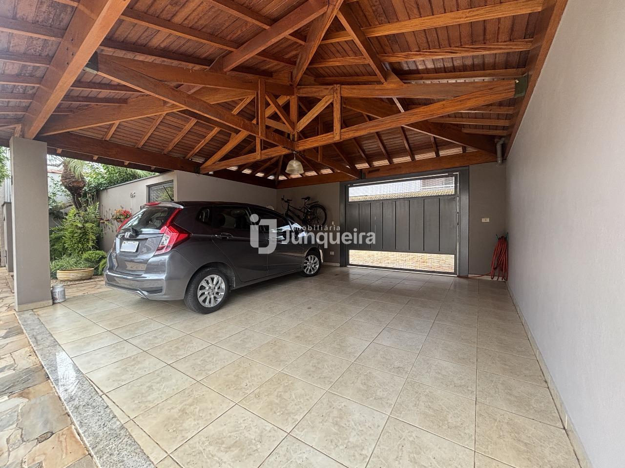 Casa em Condomínio à venda no Portal do Astúrias, 3 quartos, sendo 2 suítes, 4 vagas, no bairro Jardim Caxambu em Piracicaba - SP