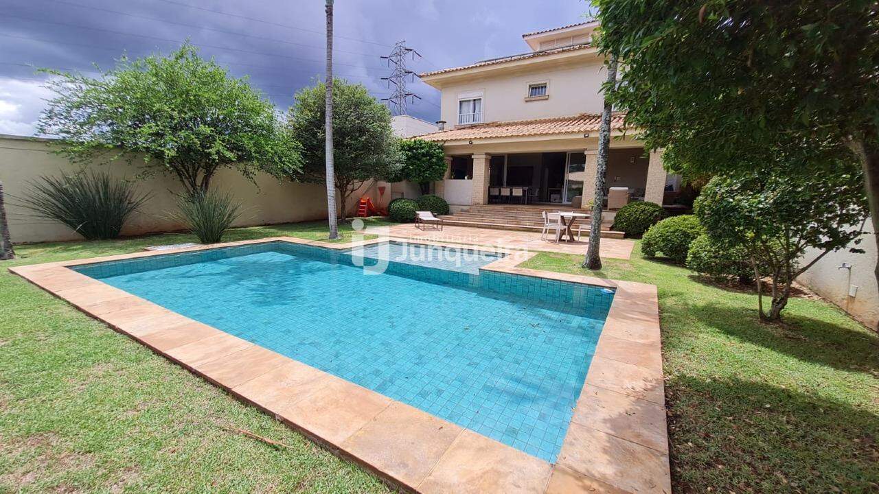 Casa em Condomínio para alugar no Água Seca, 4 quartos, sendo 4 suítes, 6 vagas, no bairro Água Seca em Piracicaba - SP