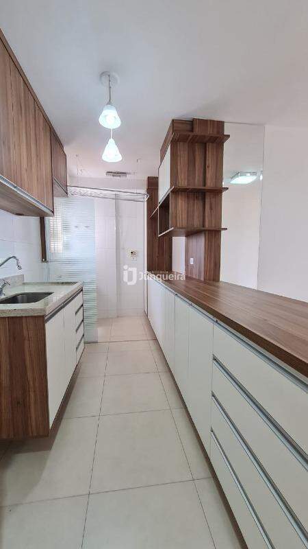 Apartamento para alugar no Praça das Araucárias, 3 quartos, sendo 1 suíte, 2 vagas, no bairro São Dimas em Piracicaba - SP