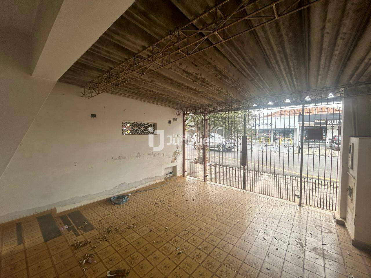 Casa à venda, 2 quartos, 1 vaga, no bairro Vila Rezende em Piracicaba - SP