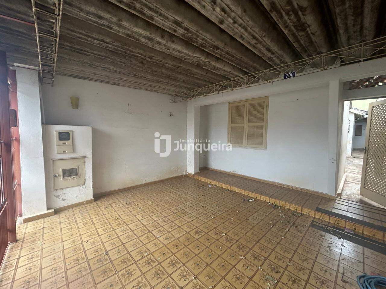 Casa à venda, 2 quartos, 1 vaga, no bairro Vila Rezende em Piracicaba - SP