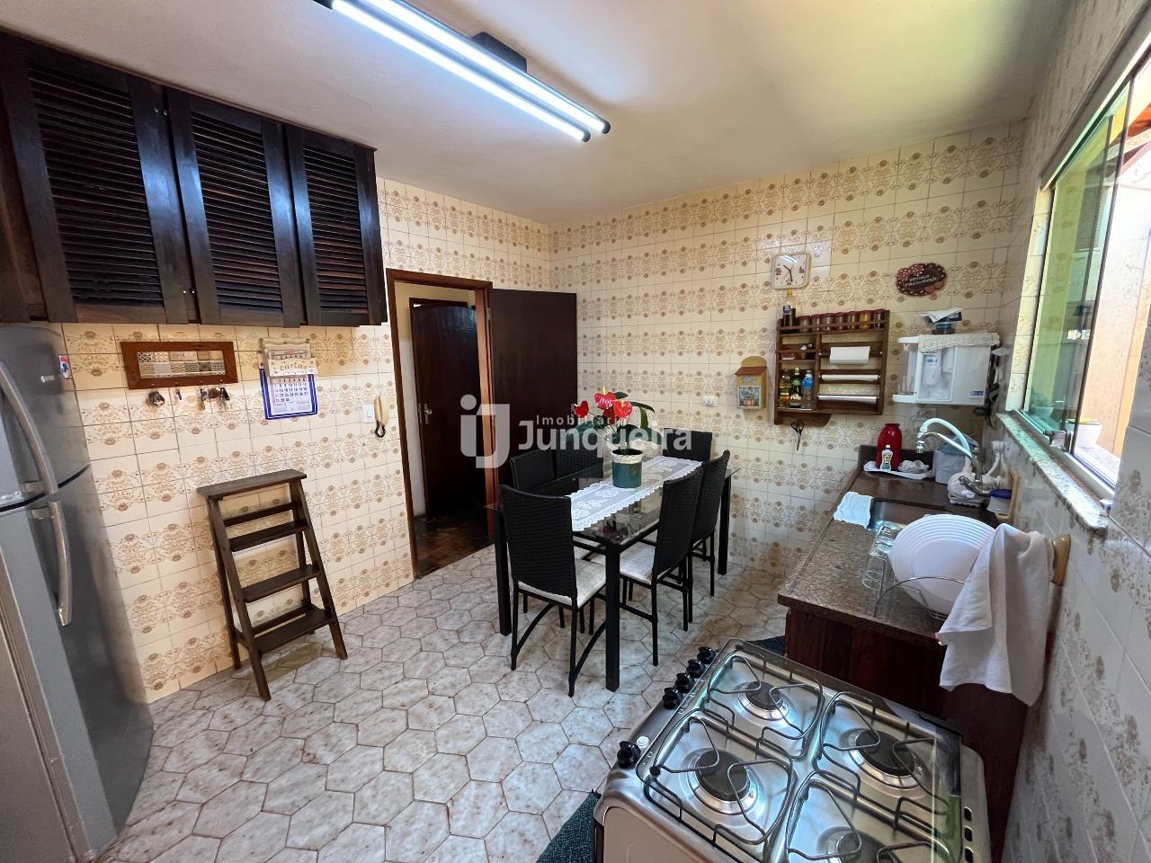 Casa à venda, 3 quartos, sendo 1 suíte, 2 vagas, no bairro Piracicamirim em Piracicaba - SP