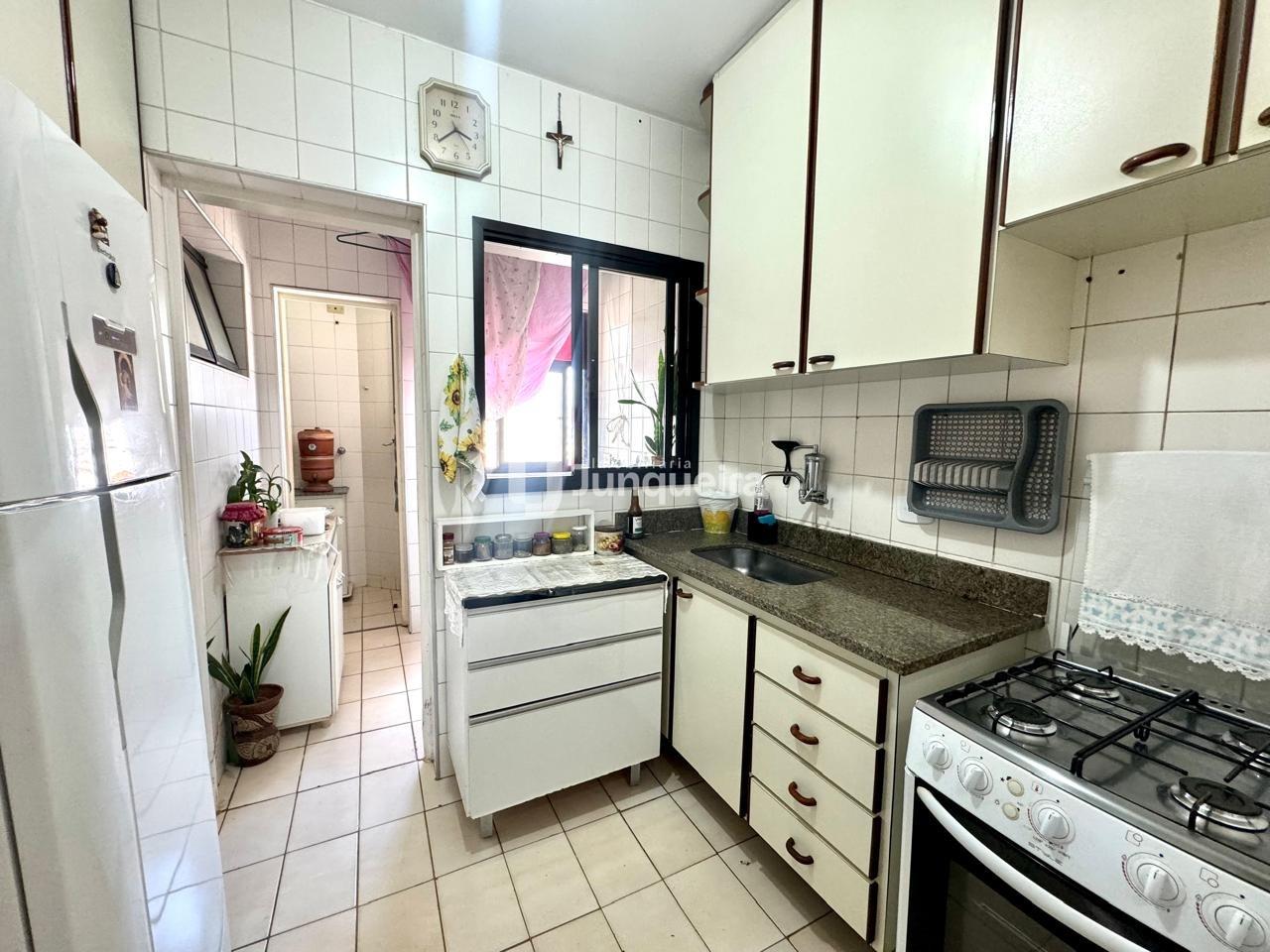 Apartamento à venda no Miami, 3 quartos, sendo 1 suíte, 1 vaga, no bairro Cidade Alta em Piracicaba - SP