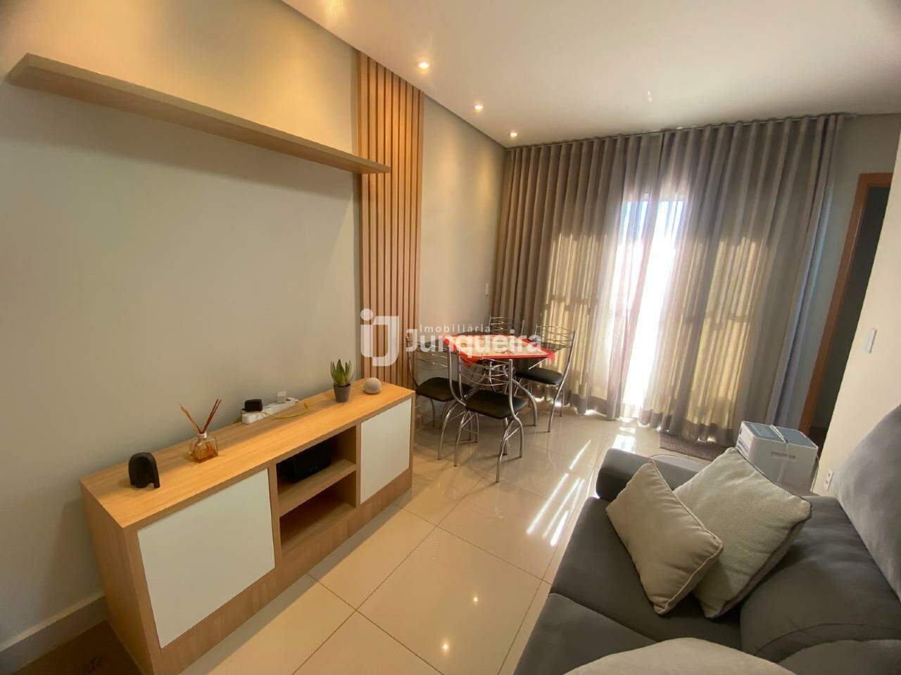 Apartamento à venda no Piazza Turim, 2 quartos, 1 vaga, no bairro Glebas Califórnia em Piracicaba - SP