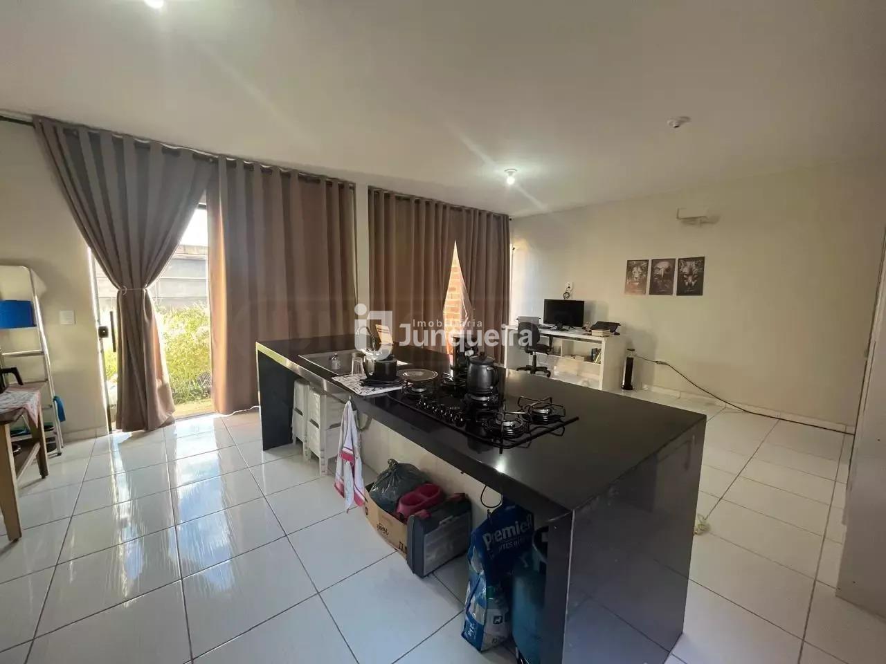 Casa para alugar, 1 quarto, sendo 1 suíte, 2 vagas, no bairro Taquaral em Piracicaba - SP