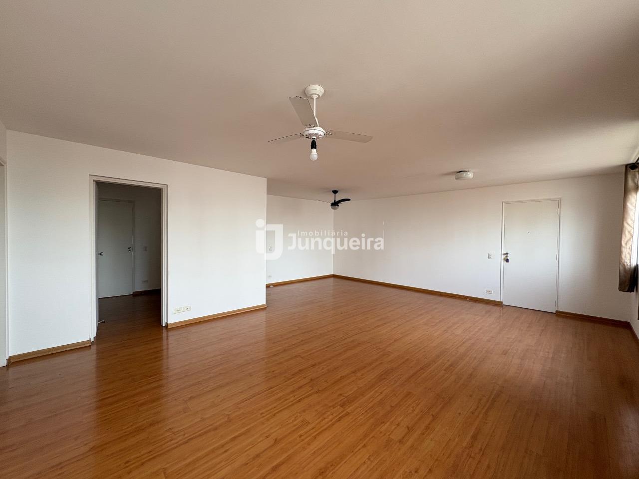 Apartamento à venda no Pedro Ometto, 3 quartos, sendo 1 suíte, 1 vaga, no bairro Centro em Piracicaba - SP