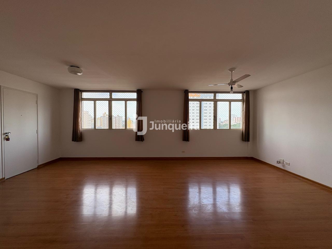 Apartamento à venda no Pedro Ometto, 3 quartos, sendo 1 suíte, 1 vaga, no bairro Centro em Piracicaba - SP