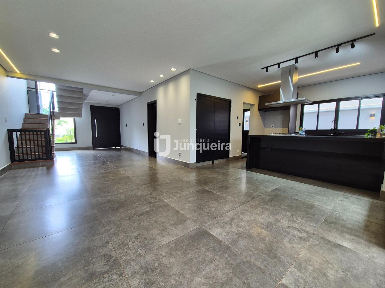 Casa em Condomínio à venda no Park Unimep Taquaral, 3 quartos, sendo 1 suíte, 4 vagas, no bairro Park Campestre em Piracicaba - SP