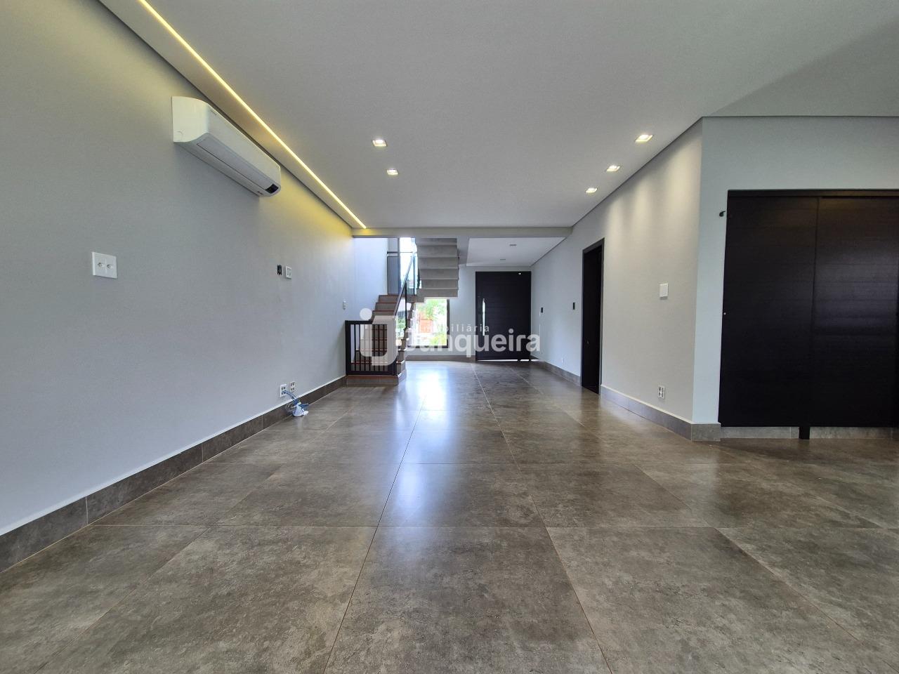 Casa em Condomínio à venda no Park Unimep Taquaral, 3 quartos, sendo 1 suíte, 4 vagas, no bairro Park Campestre em Piracicaba - SP