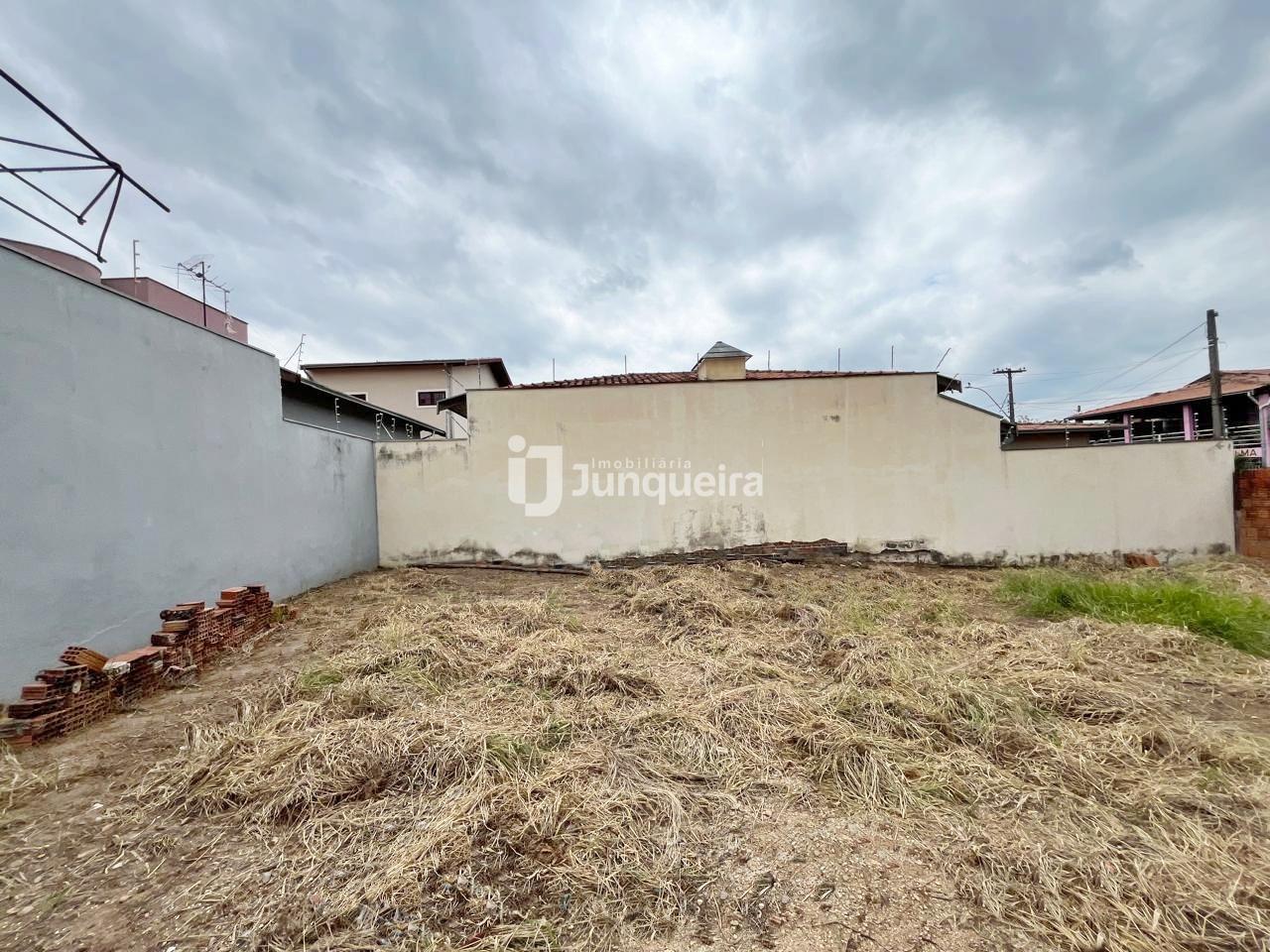 Terreno à venda, no bairro Loteamento Humberto Venturini em Piracicaba - SP