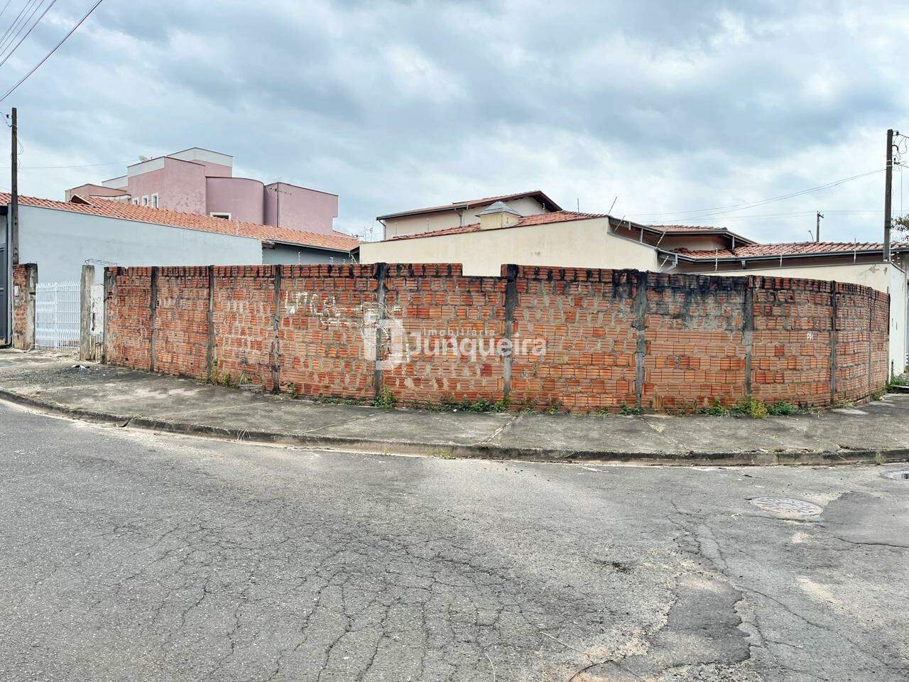 Terreno à venda, no bairro Loteamento Humberto Venturini em Piracicaba - SP