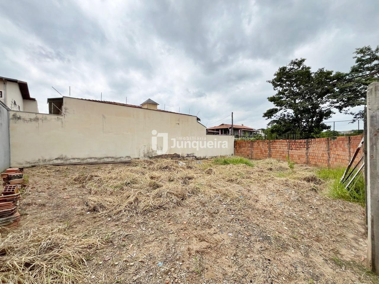 Terreno à venda, no bairro Loteamento Humberto Venturini em Piracicaba - SP