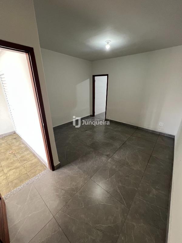 Casa para alugar, 2 quartos, 1 vaga, no bairro Paulicéia em Piracicaba - SP