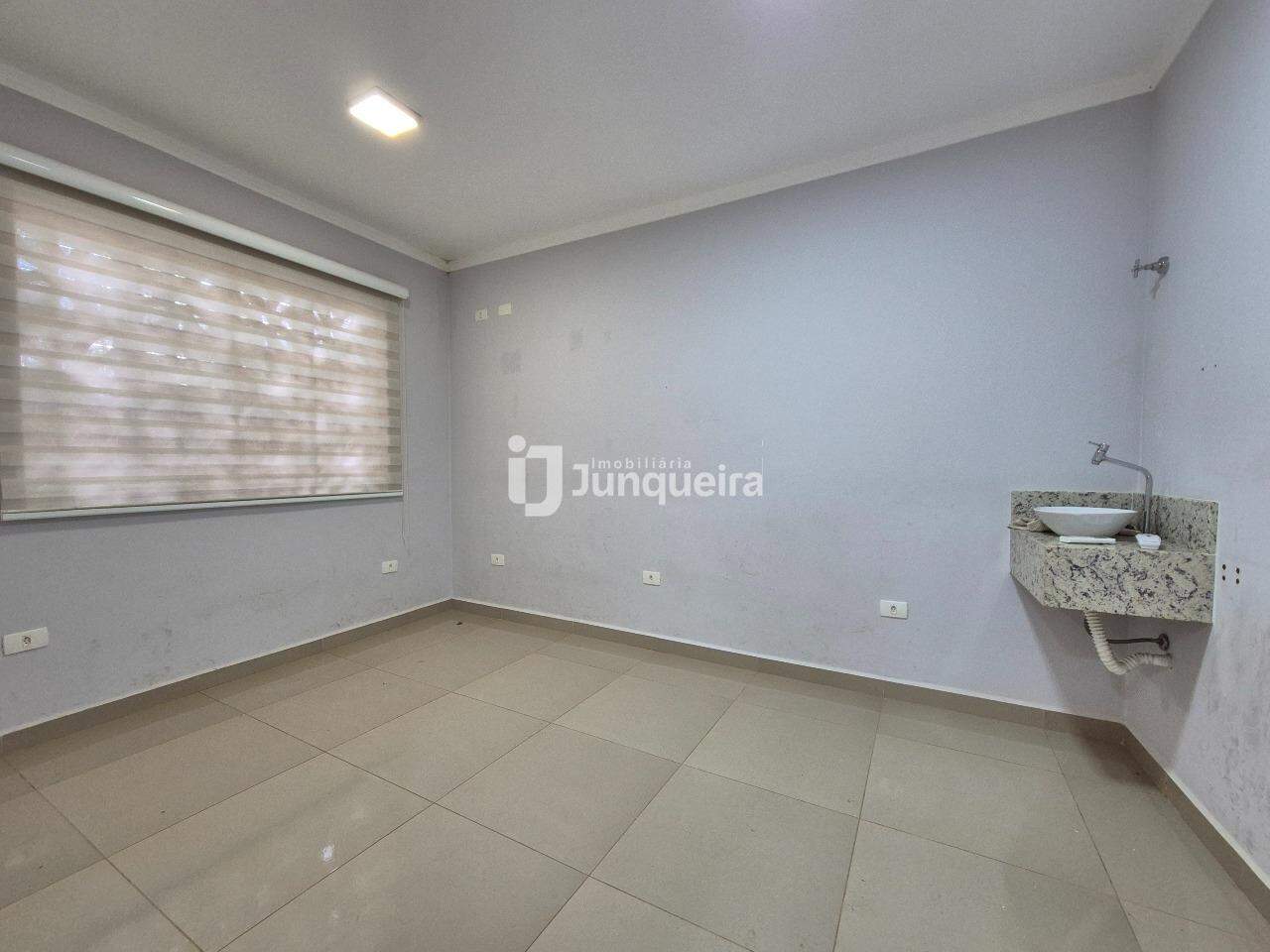 Casa Comercial à venda, 2 quartos, sendo 1 suíte, no bairro Centro em Piracicaba - SP