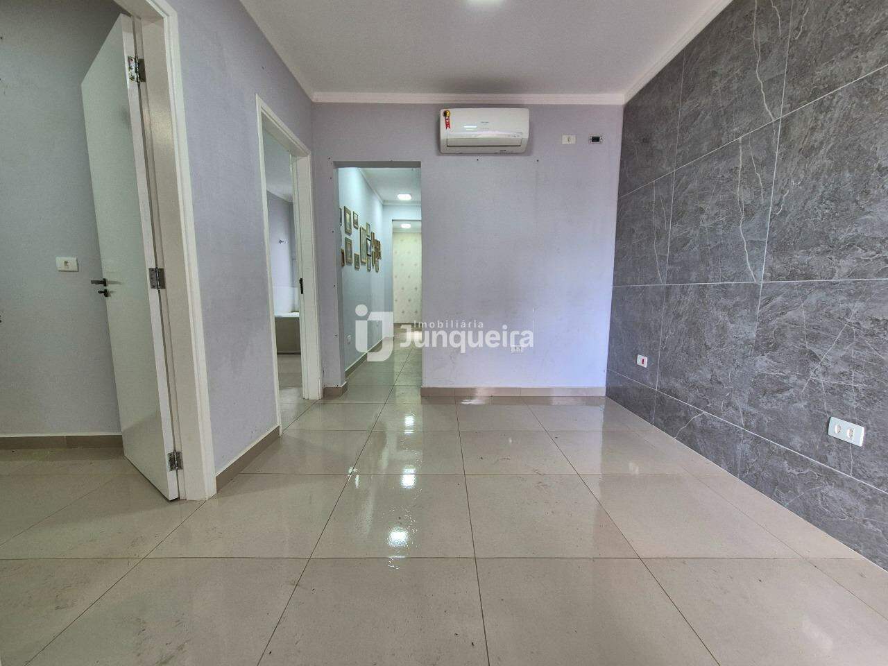Casa Comercial à venda, 2 quartos, sendo 1 suíte, no bairro Centro em Piracicaba - SP