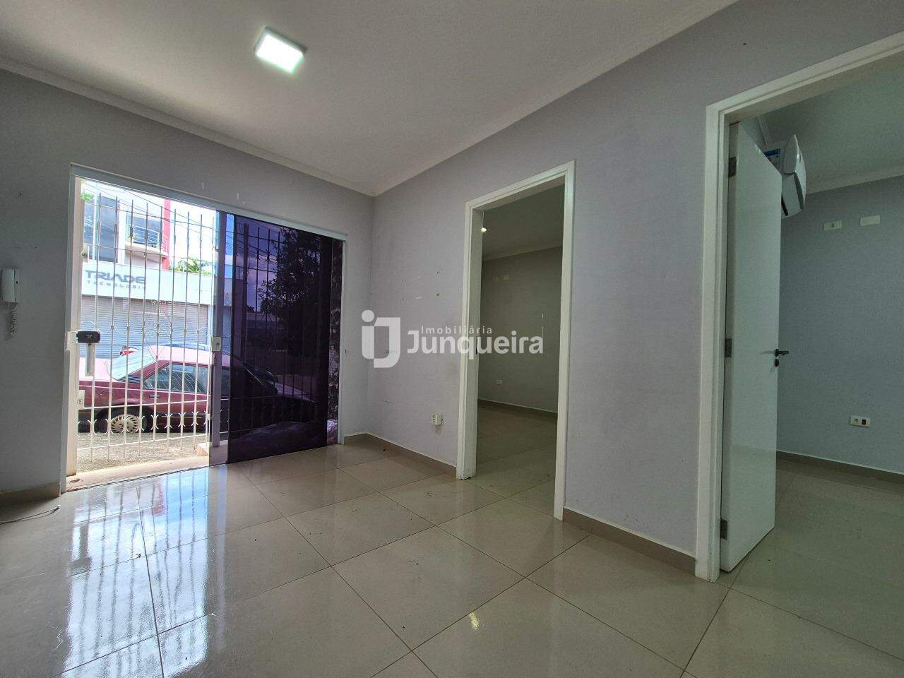 Casa Comercial à venda, 2 quartos, sendo 1 suíte, no bairro Centro em Piracicaba - SP