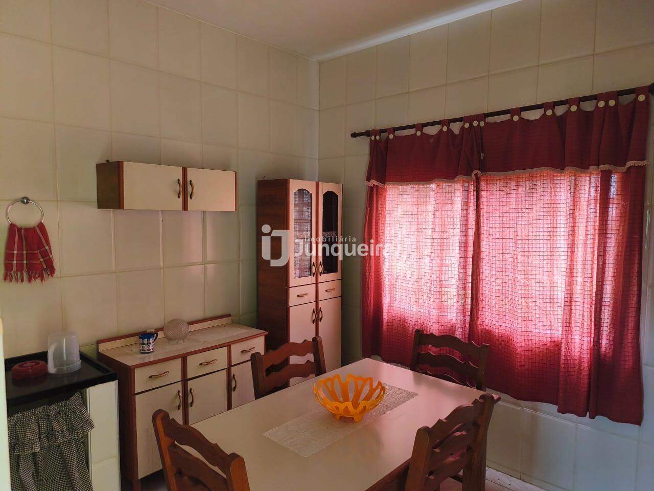 Sítio / Fazenda à venda, 3 quartos, no bairro Mombuca em Mombuca - SP