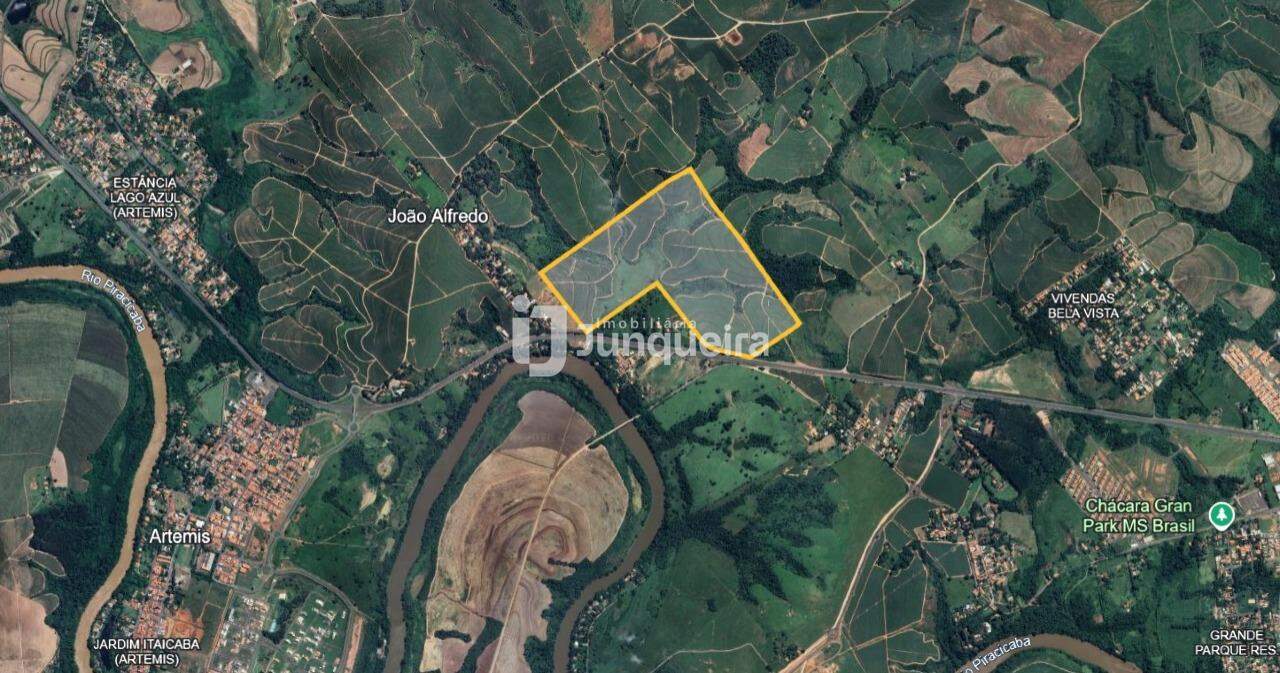 Área à venda, no bairro Ártemis  em Piracicaba - SP