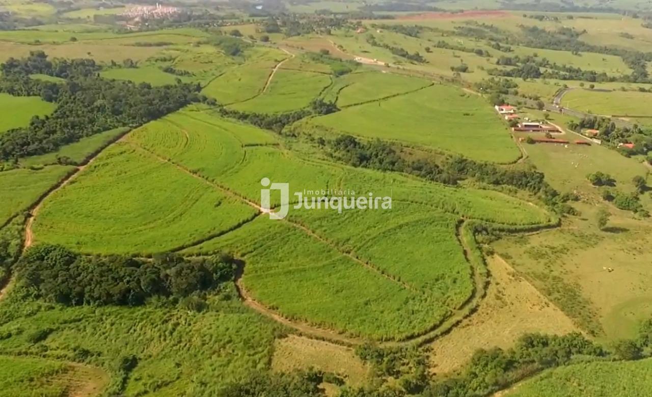 Área à venda, no bairro Ártemis  em Piracicaba - SP