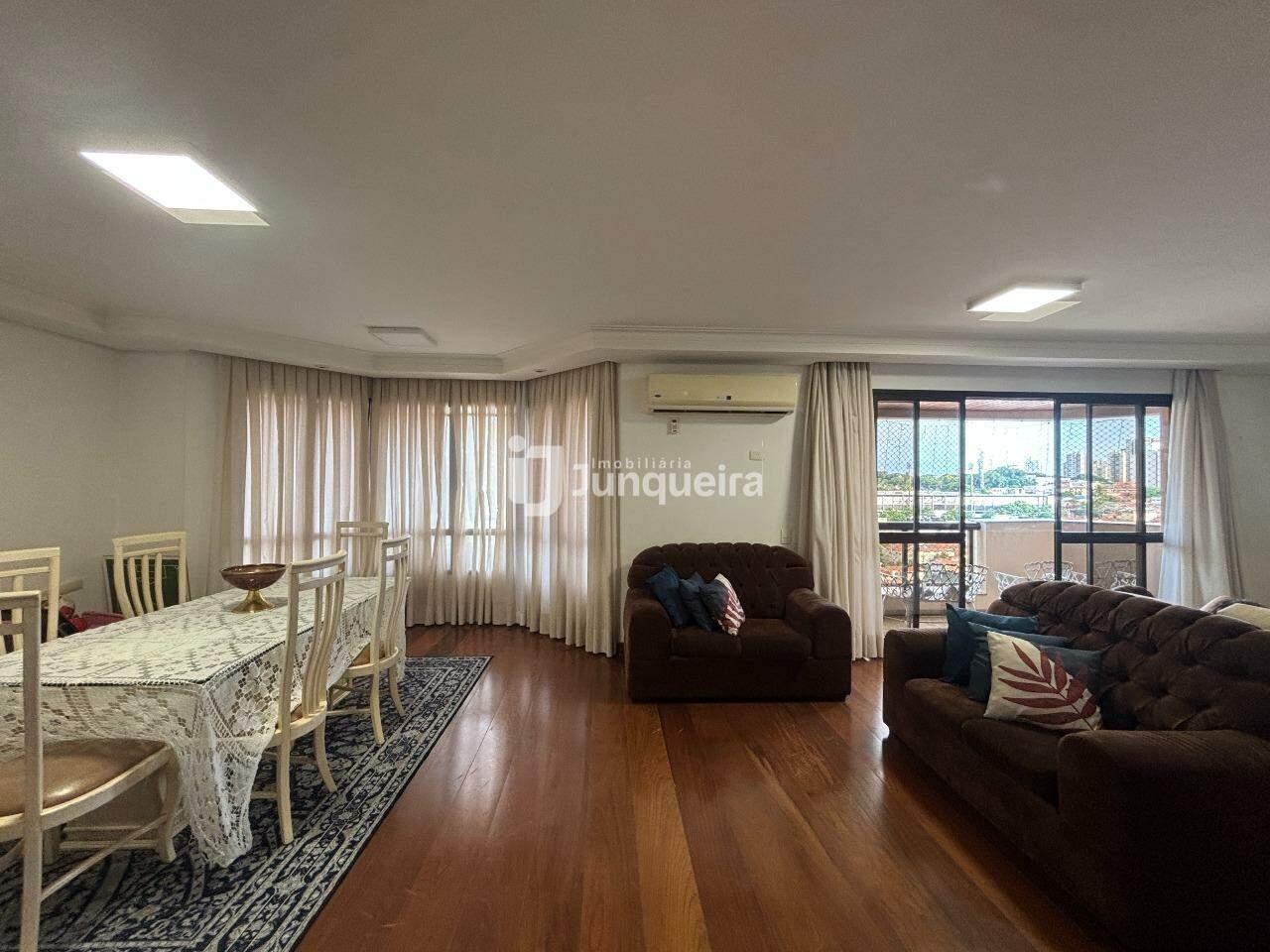 Apartamento à venda no Cap Ferrat, 4 quartos, sendo 1 suíte, 2 vagas, no bairro Cidade Alta em Piracicaba - SP
