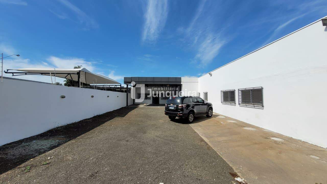 Salão para alugar, no bairro Morumbi em Piracicaba - SP