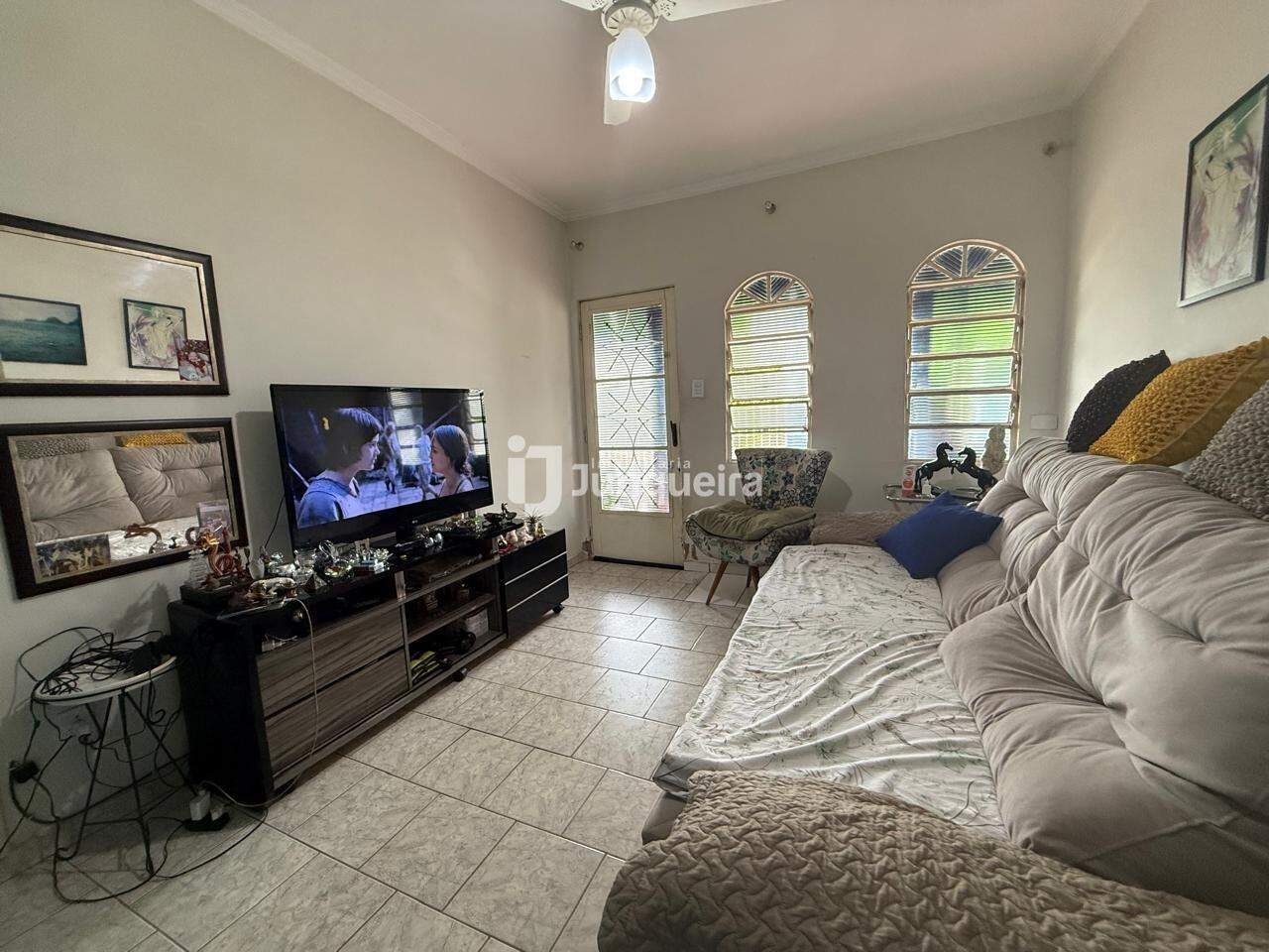 Casa à venda, 2 quartos, 2 vagas, no bairro Jupia em Piracicaba - SP